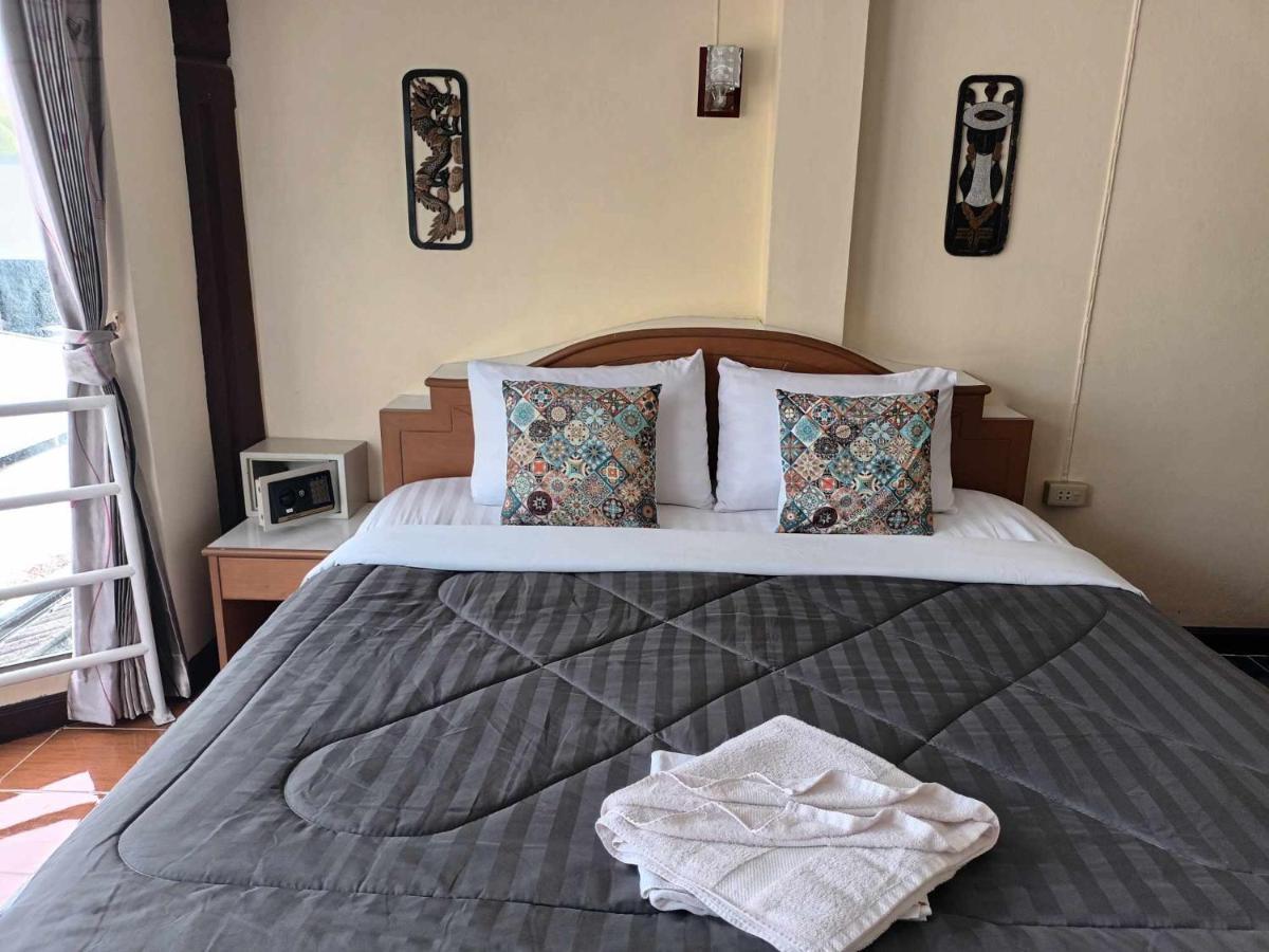 Patong Rose Guest House 50M To Beach Exterior foto