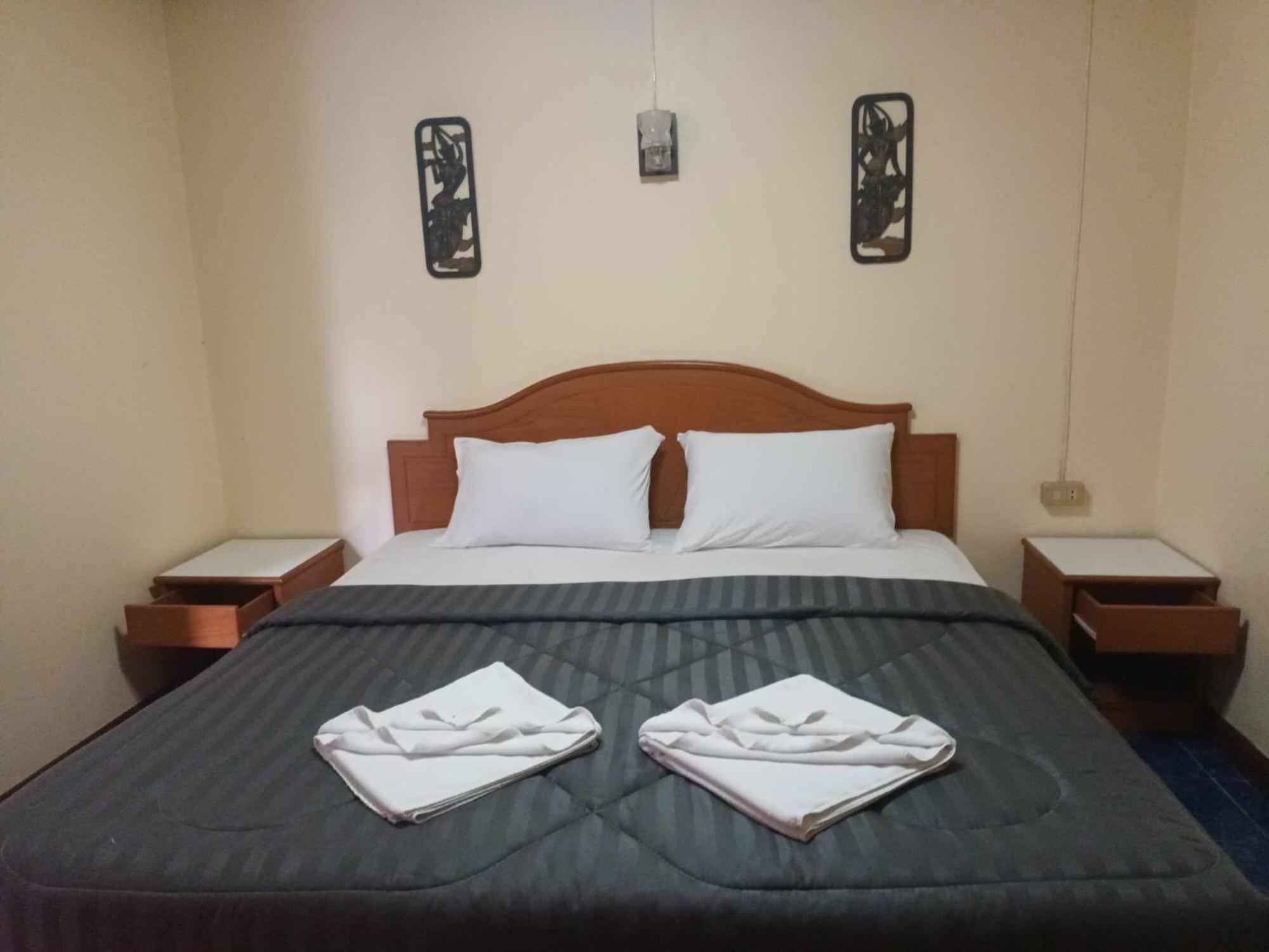 Patong Rose Guest House 50M To Beach Exterior foto